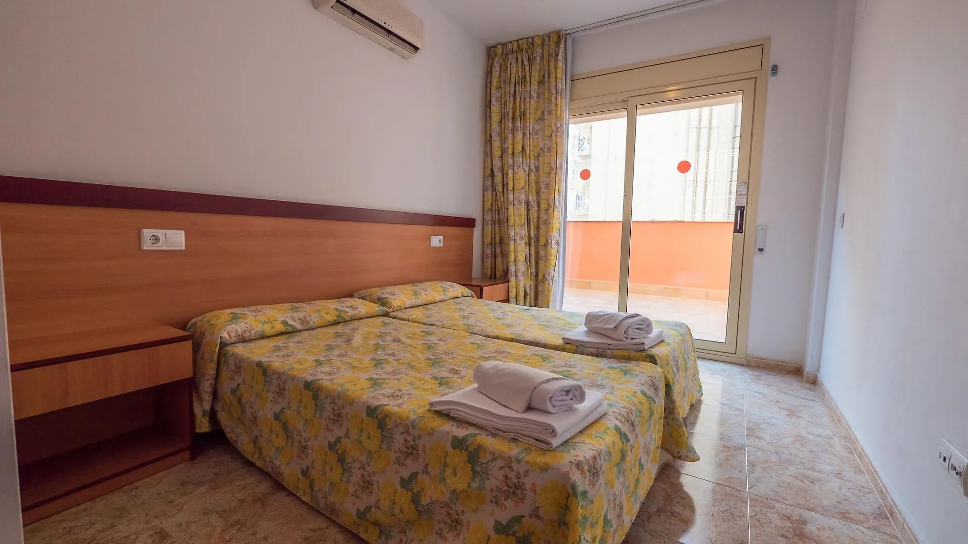 Santa Ana II Apartment Lloret de Mar Spain